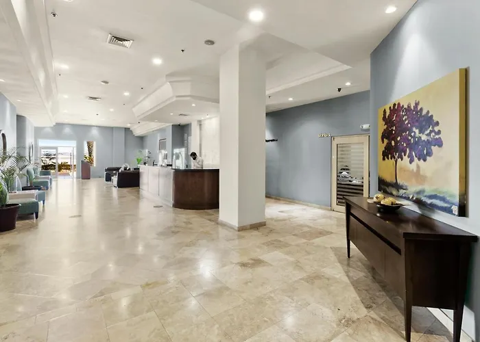 Aeropuerto Cabos Hotel 3*