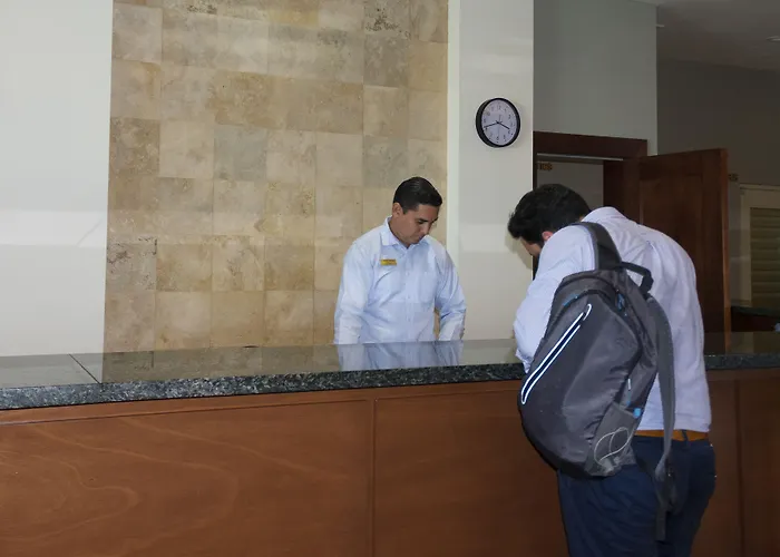 Aeropuerto Cabos Hotel 3*