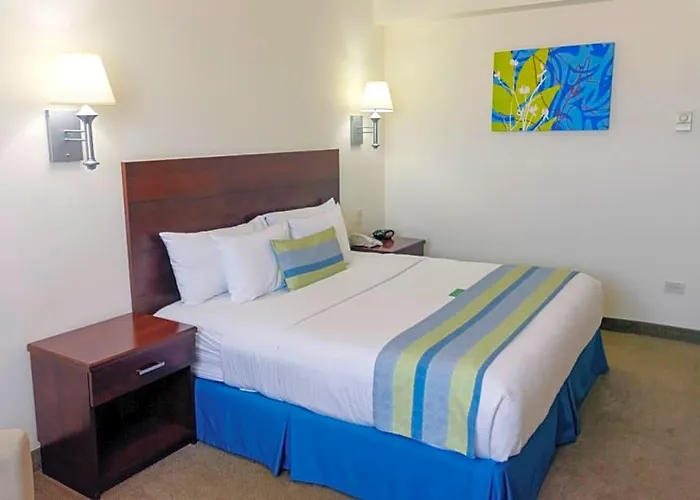 Aeropuerto Cabos Hotel 3*